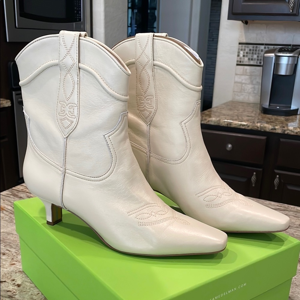 Sam Edelman Taryn Leather Ankle Booties